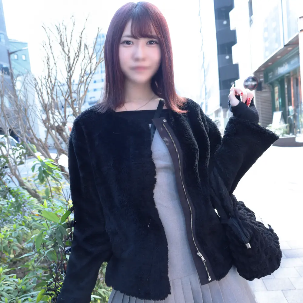 FC2-PPV-4655305 独占販売50%OFF!初撮り※陰毛ありJD白肌美女のコ遣いカセぎ　外人巨根で膣奥まで高速ピストンぶっ壊し「ダメ! !!」あヘ顔中出し