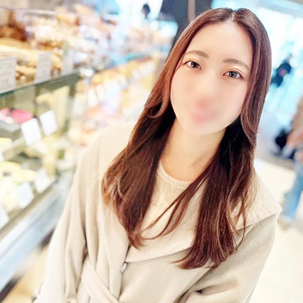 FC2-PPV-4656542 50%OFF!京風はんなり美人のウェブデザイナーがクリちゃん刺激されパイパンマンコが大洪水! !「一緒にイコッ♡」トロけるエロ顔でフェラ、手コキ、鬼勃起肉棒でガン突き生中フィニッシュ!!