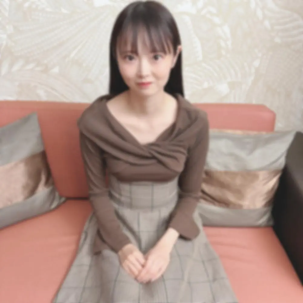 FC2-PPV-4669697 【お宝】 **モデルの白くスレンダーな美裸体。選ばれし者だけが味わえる至高のフェラに暴発不可避。胸まで届く飛距離の射精。