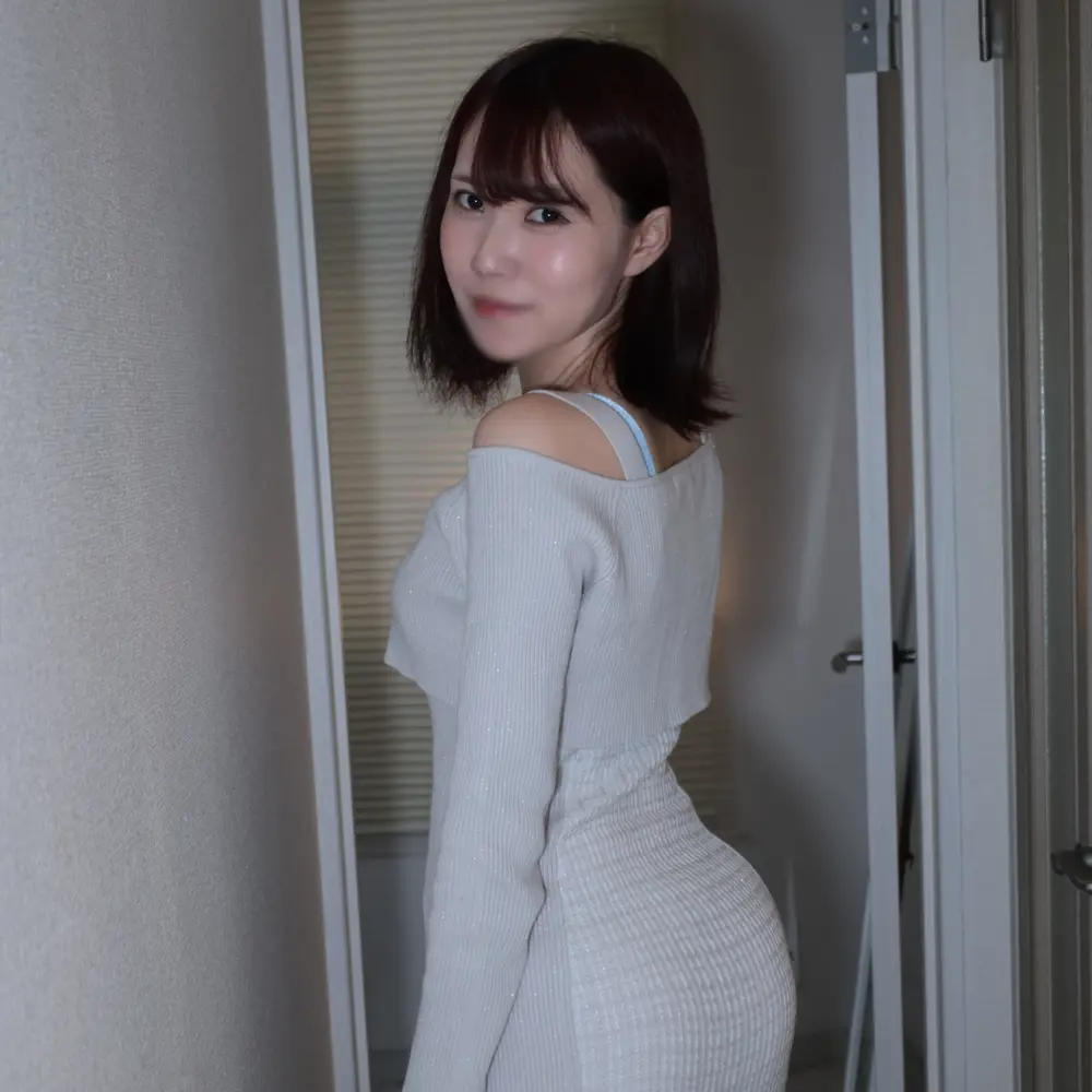 FC2-PPV-4671112 独占販売5/12迄990pt♡【初撮】 都内あるスレンダー大〇生。旅費のためイヤラシイ裏側を見せてくれた。膣奥まで突かれるモチモチの美尻。剛毛マ〇コに種付け