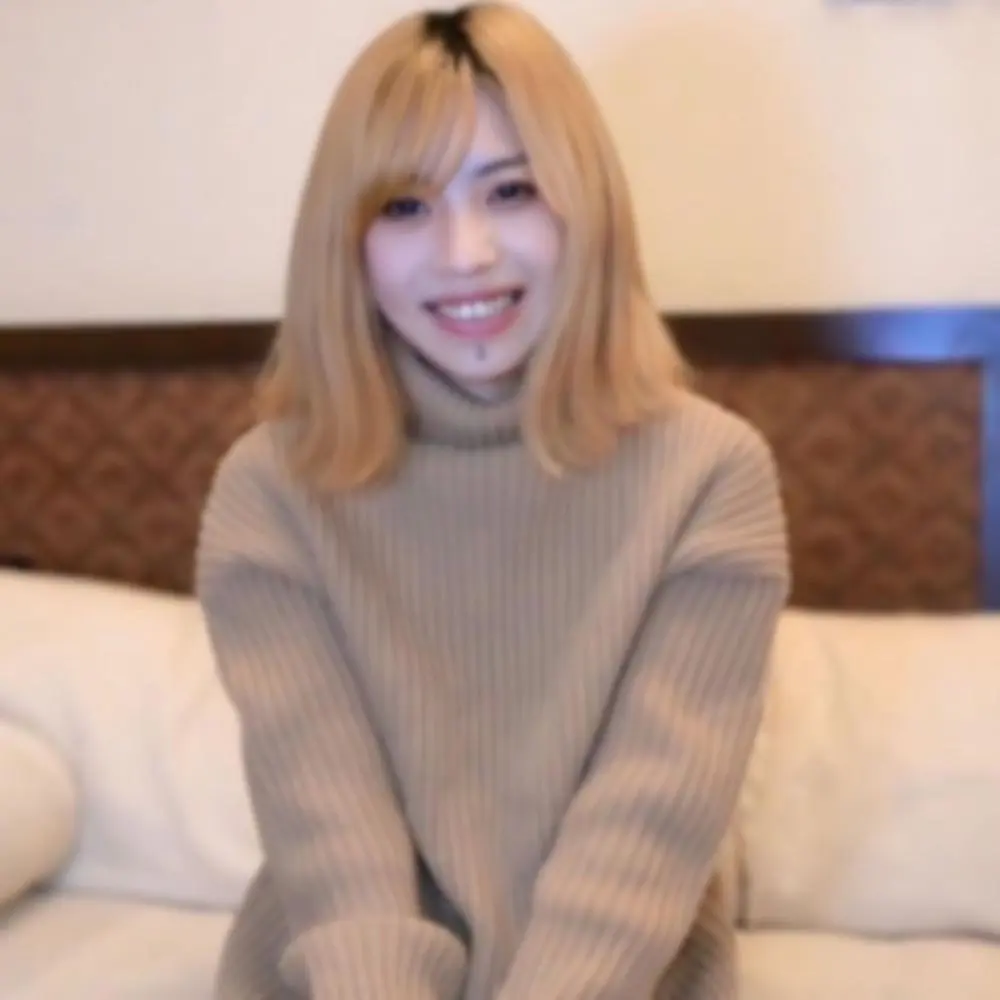 FC2-PPV-4672455 【無】 見た目派手系ですがしゃべってみると「ふにゃ～」系の従順女性！しかしエッチなことには超積極的⤴ゴックンと中だし⤴ ※特典高画質