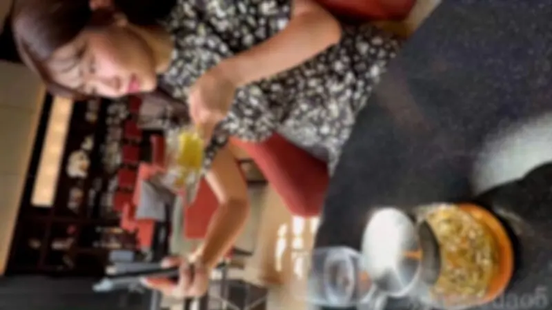 FC2-PPV-4693923 ※新垢記念80％OFF【無修正**】業界で10年前線に立ったﾚｼﾞｪﾝﾄﾞ級AV女優。僕のち〇こ推しで秘密の出演。鬼のスキルと魔性の膣に精液搾り取られました。。