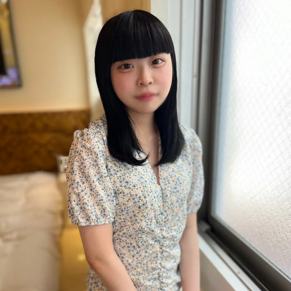 FC2-PPV-4694077 独占販売6/17迄990pt　【ラスト作品】 原宿ギリ▢リーるーちゃん最終回！頂点を極めた止まらない性欲を解放。小柄な穴で奉仕し2連続射精大量中出し