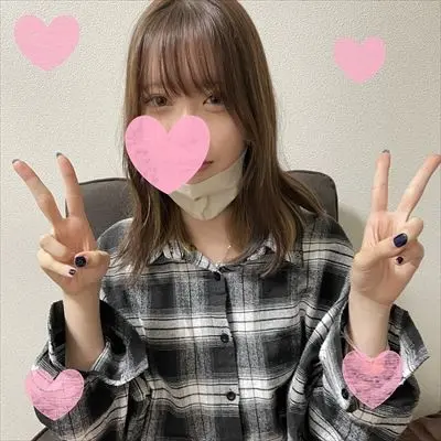 FC2-PPV-4559646 【顔出し】 【モ無】【生中】完全素人！初々しさを誇る最高峰ルックスななちゃんと生中中出しエッチ！！