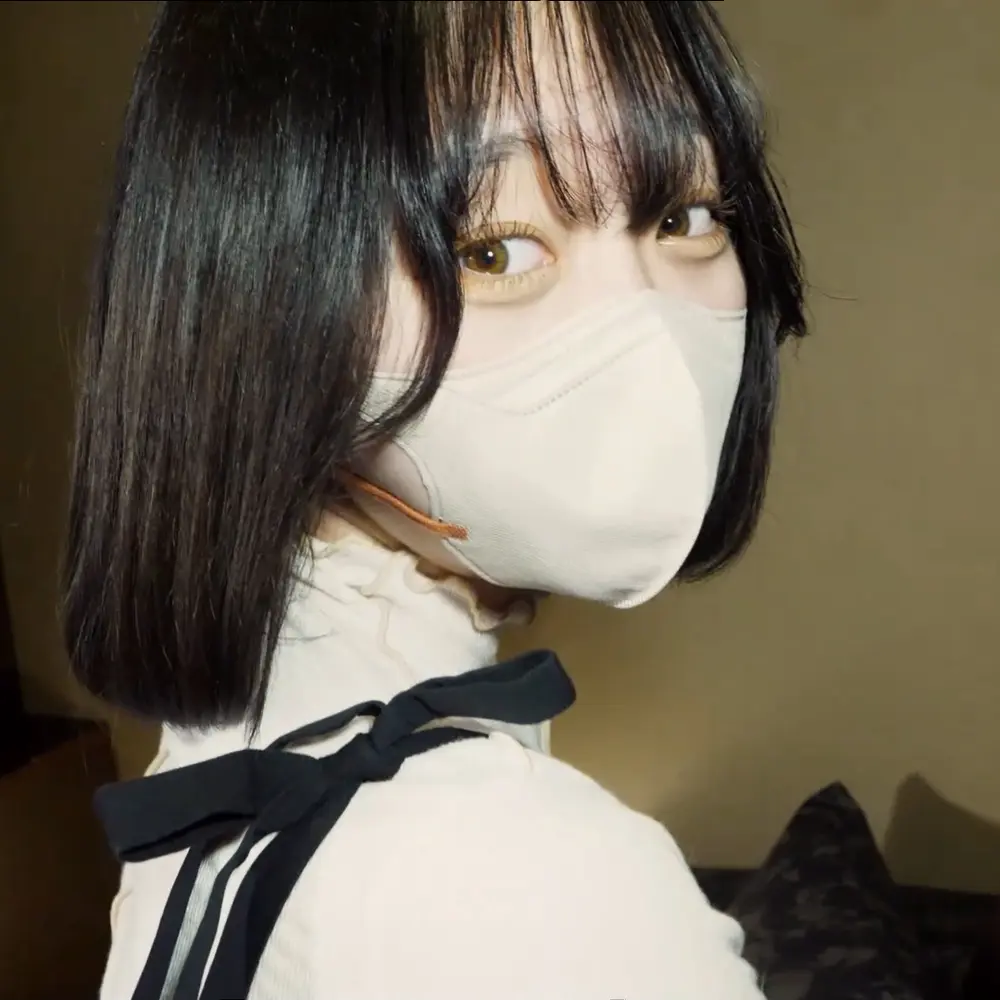 FC2-PPV-4499890 独占販売60%OFF!※初撮り　美乳スタバ店員JD　「撮影はイヤですが. ..」のり気じゃない彼女を条件込みで撮影成功。大は本当に金欠ですね。