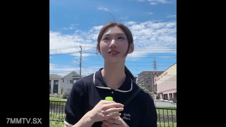 FC2-PPV-4517034 我有一個男朋友，無法控制19歲的推特爾（Threlder）面前的“衝動”， *審查有限的獎金