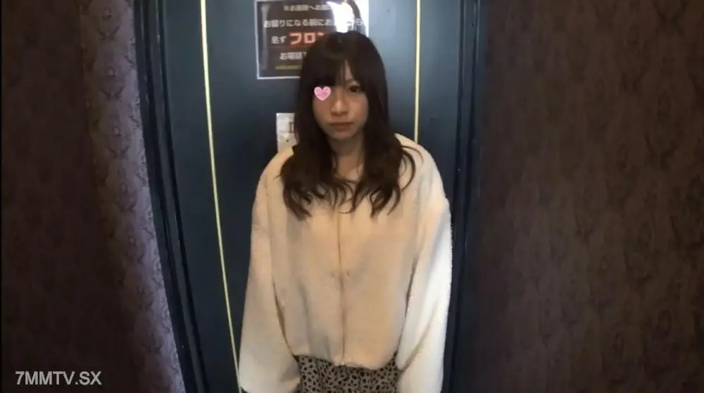 FC2-PPV-4549326 【無・個撮】激カワ素人スレンダーボディ♡人生初イキに困惑！！ハメ撮り【特典で高画質】