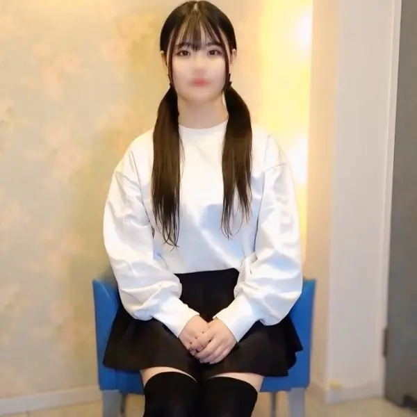 FC2-PPV-4420877 【無】 ニーハイ＋ツインテール♡あの天使の笑顔、超絶可愛いゆみちゃんとの2回中出しハメ撮りSEX！欲求不満の剛毛おマ〇コをイカせまくり！※特典高画質版