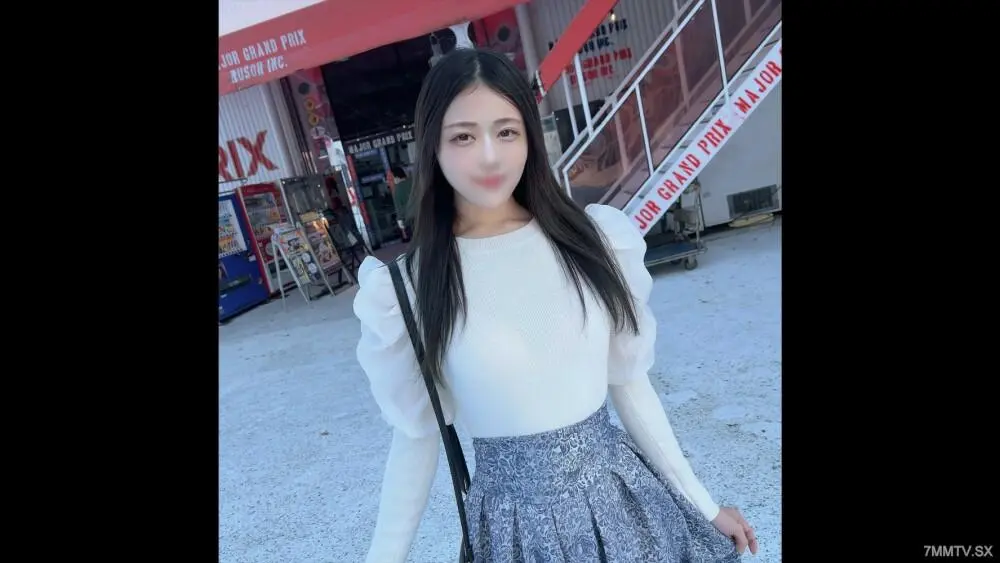 FC2-PPV-4428530 外貌！呢限制3天！呢這種優雅，整潔而有趣的豐滿的變形美是不再受到控制的！呢即使仍然是這種情況，也可以多次重複尖叫的峰值，並欣喜若狂，最後是陰道暨！呢