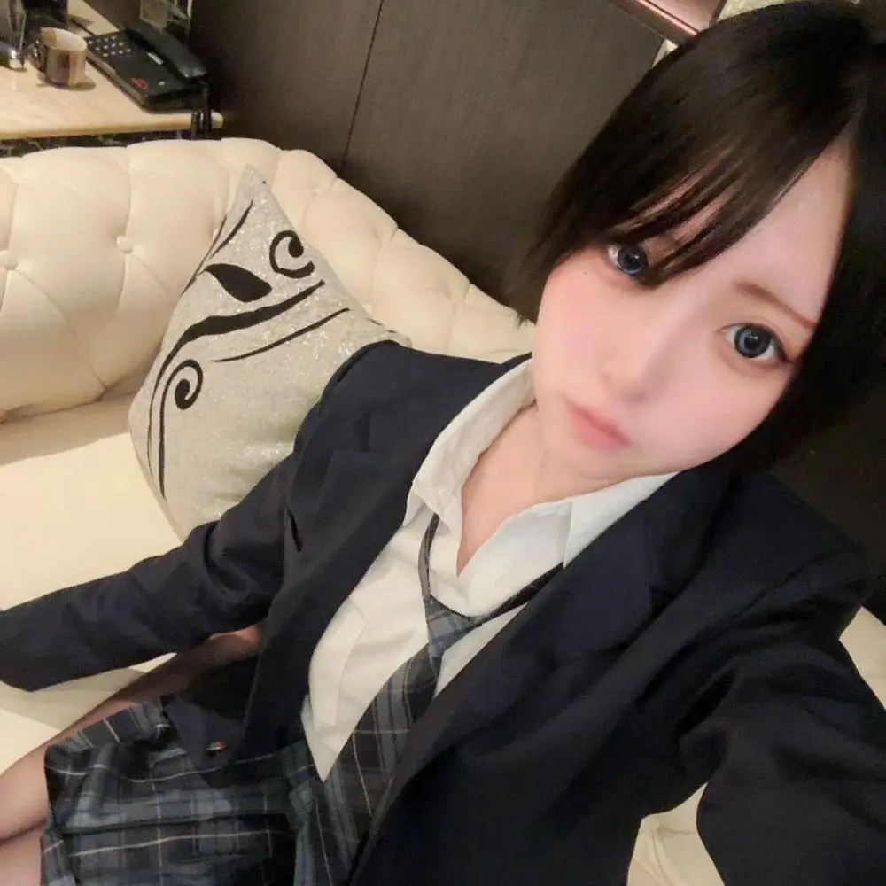 FC2-PPV-4828026 独占販売★★【春の特割セール!!】 18歳・ショートカット高身長スレンダーEカップの超美形S級制服美●女ハメ撮り中出し!!