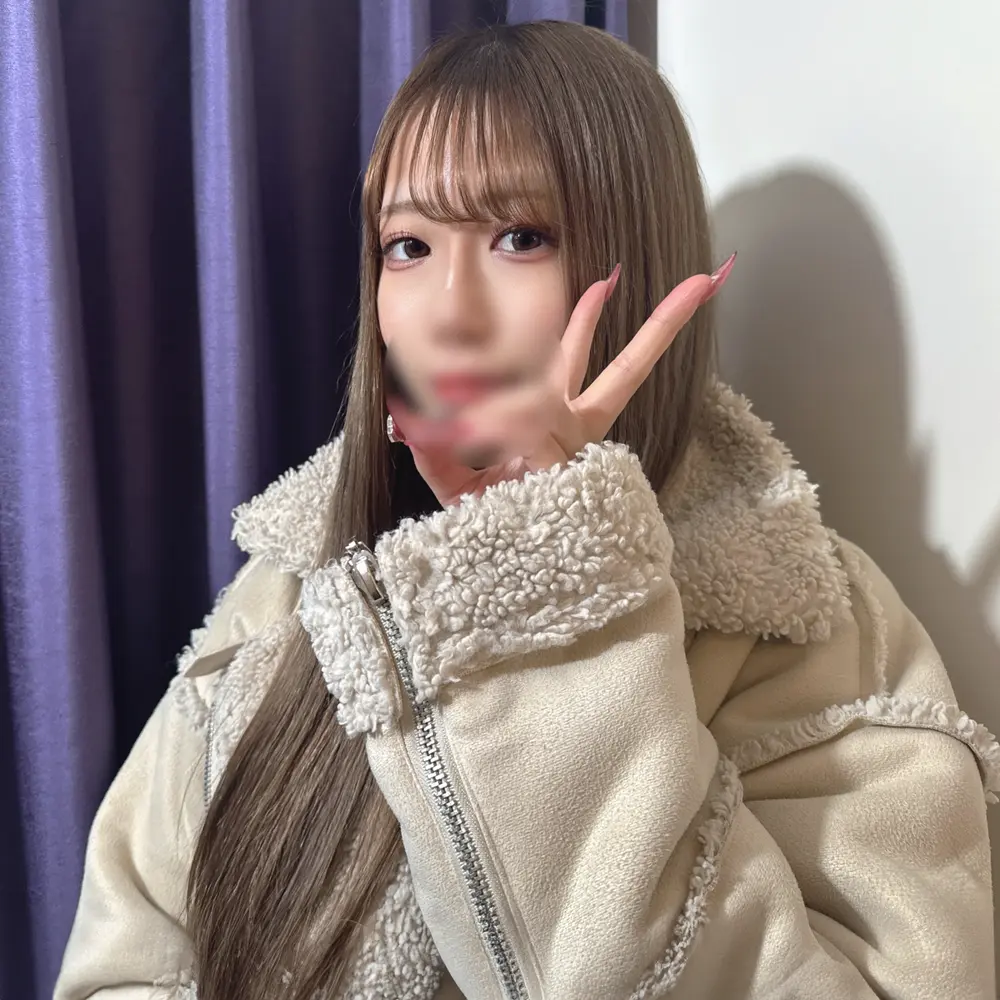 FC2-PPV-4842804 独占販売【2/25迄990pt】 【初撮】※特典付　スレンダー小麦色のショーダンサー美人。ダンス歴10年の締め付けボディーを太チンに激しく突かれ連続イキ。愛液溢れる膣奥にたっぷり中出し。