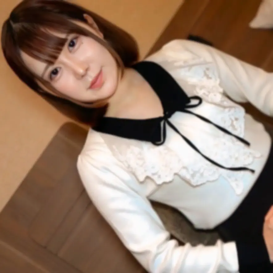 FC2-PPV-4846638 【無】 真っ白な色白美肌ボディーの清楚系！形と色が素晴らしく綺麗なおま〇こ披露！おとなしそうに見えてエッチなことは大好き美女！ゴックン中だし　※特典高画質