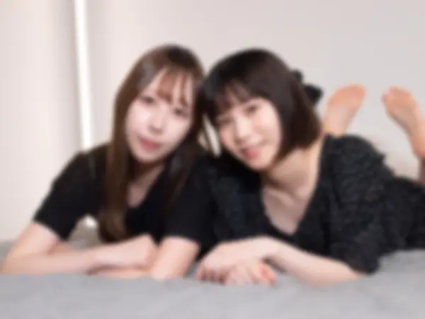 FC2-PPV-3435340 独占販売【無修正/逆3P】 「こんなの…初めて…」〇〇学園**大学***の２人をホテル連れ込み。総尺７７分中年チンポを奪い合い至高逆3Pハーレム。美乳・美脚・くびれの絶品ボディで魅せる！
