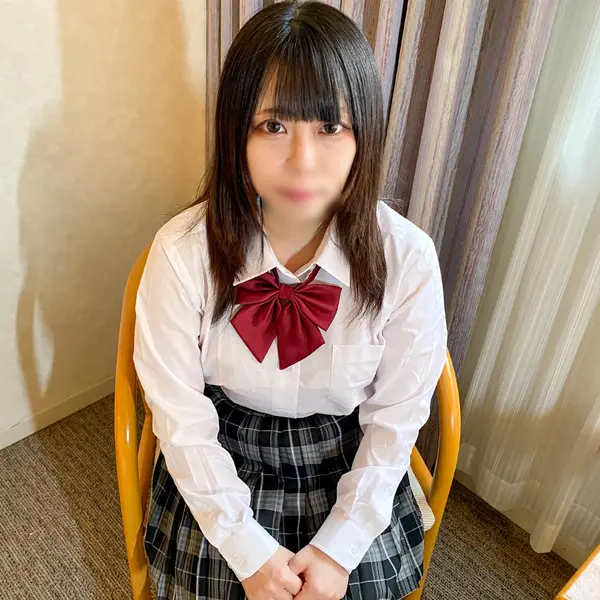 FC2-PPV-3591389 【4K特典付き】 【モ無】【顔出し】※本物制服※【その２】人気バンドでボーカルをつとめる低身長で隠れ巨乳なあの*に中出し（1時間4分）