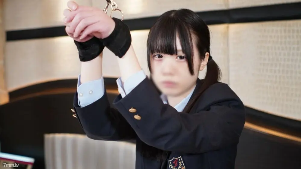 FC2-PPV-3131339 【無修正】幼さの残る合法〇リ美〇女をツルしてハメて問答無用の生ハメ中出し！諸事情により来春削除予定。