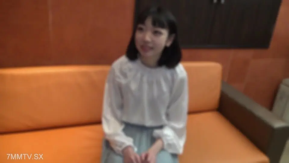 FC2-PPV-3173671 スタイル抜群の学生コンビニ店員！夜勤にこんな娘いていいの？