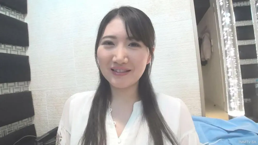 FC2-PPV-3186492 【美人巨乳デパートガール人妻に生中出し】「普段は化粧品売り場にいます。旦那の事は好きですけど倦怠期ですね」パイズリ＋アナル舐め　しっとりと大人のセックスで絶叫中出し【個人撮影】ZIP付