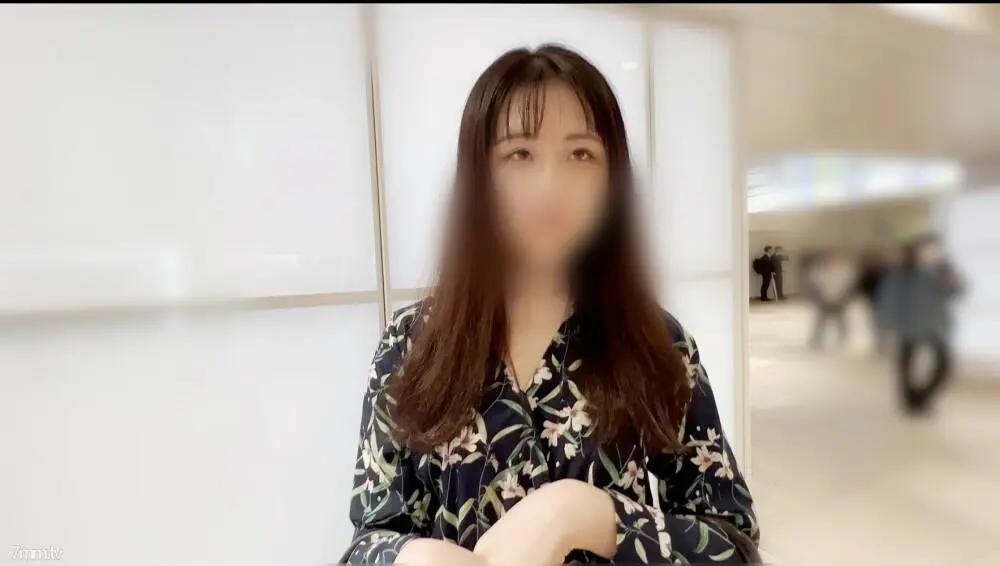 FC2-PPV-2956519 【ヤク◯トレディの新婚妻】【若妻性活】【中出し剛毛】旦那には言えない、都会の美しい夜景を後ろに大人の密会。『世界で一番大きい...』本能のままに何度も溺れてしまった一夜