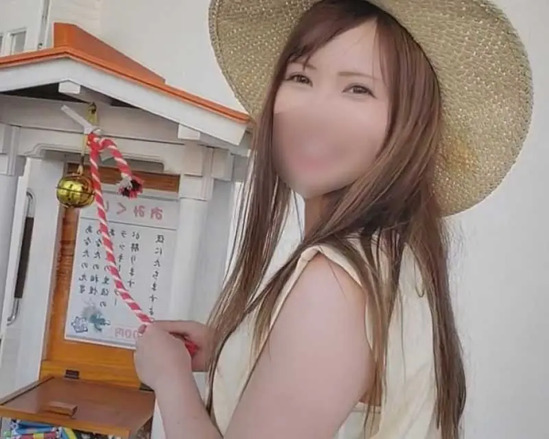 FC2-PPV-2039256 3年同じ家で過ごした従*と彼女の部屋で禁断のセックス【無修正】 期間限定復活